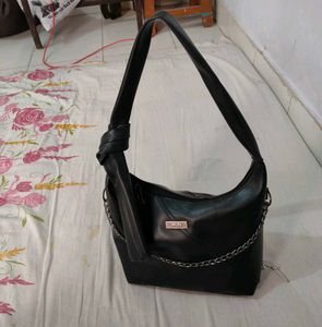 pasandeeda bag💚