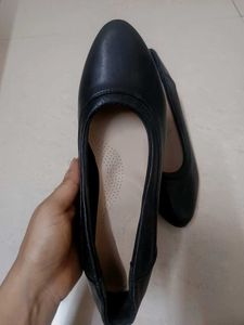 Classic Black Ballerina Flats