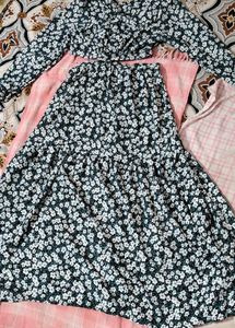 Floral Print V-Neck Dress