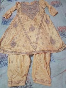 jarddoji work Elegant Embellished Kurta Set