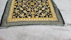 Elegant Black &amp; Gold Baroque Scarf