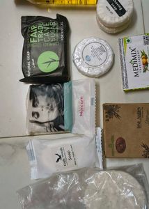 10 Assorted Toiletries &amp; Soap bar mini