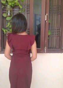 Maroon V-Neck Ruffle Belted Dress