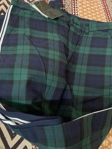 Green &amp; Navy Plaid Crop Chino Pants