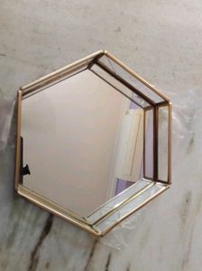 Hexagonal Glass Display Box Mirror