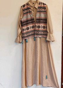 Elegant Button-Down Midi Dress