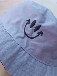 Black Smiley reversible Bucket Hat