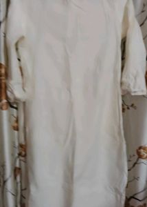 Elegant White Kurta with Embellished Neckline