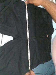 Women Straight Fit Jean's Dark Black