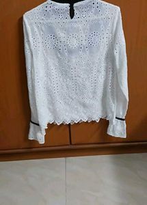 Elegant White Lace Blouse - M Size