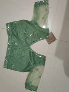 Elegant Green Saree with Blouse