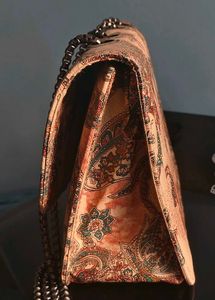Stylish Paisley Print Clutch Bag