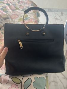 Chic Blue Lavie Handbag