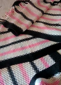 Stylish 🧣 Scarf With White Black And Pink Pattern