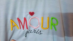 Amour Paris Embroidered T-shirt