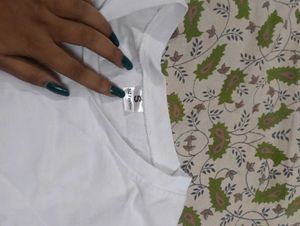 Stylish White Long Sleeve Crop Top