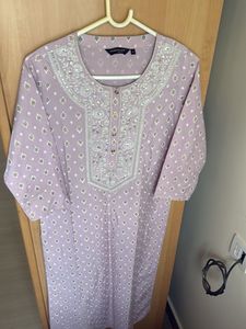 Elegant Lavender Embroidered Kurta