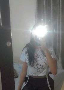 Graphic Print Crop Top