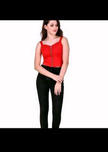 Red Zip Detail topm