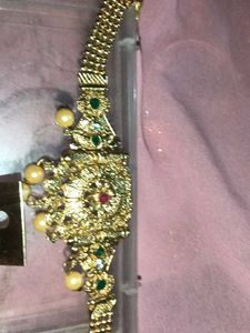 Exquisite Gold-Tone Kundan Jewellery Set