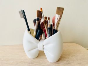 Handcrafted White Bow Brush Holder