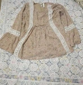 Boho Bell Sleeve Lace Trim Blouse