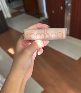 Rom&amp;nd lipstick