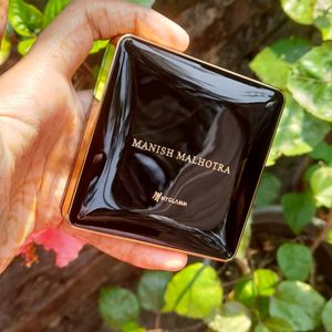 COMPACT POWDER- Manish Malhotra