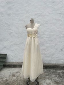 Elegant One-Shoulder Cream Dress