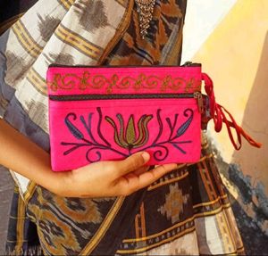 Embroidered Pink Hand Pyrse