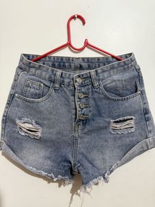 women’s Blue demin shorts