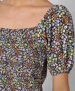 Floral Smocked Puff Sleeve Top