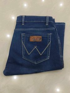 men blue jeans