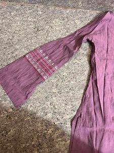 💜 purple Embroidered Kurta