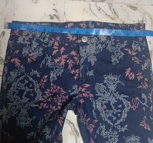 Floral Print Straight denim Pants