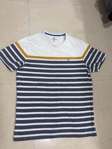 Stylish Striped Men's T-Shirt 40