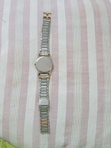 Classic Analog Wristwatch