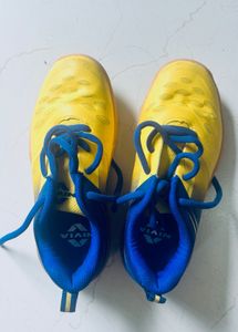 Nivia Yellow & Blue Sport Shoes NON MARKING