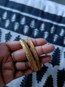 Golden Bangles (Set of 2)