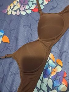 Light padded seamless Bra