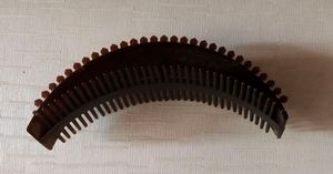 Hair puff clip and hair comb clip