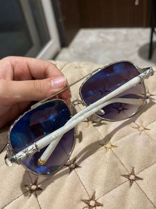 Stylish Aviator Sunglasses
