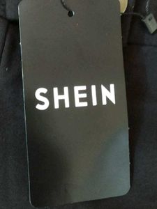 Straight Fit Full Length Black Pant With Pockets