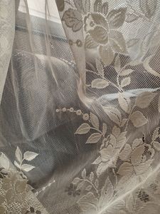 5 Curtains