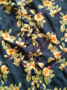 Chic Floral Print Button-Up Shirt