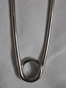 Classic Giant Safety Pin Claw Clip