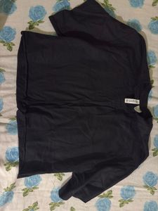 Black shoulder drop crop t-shirt