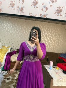 Elegant Purple Embellished Gown🎀🦋🌻