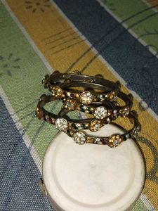 Set of 4 Embellished Bangles