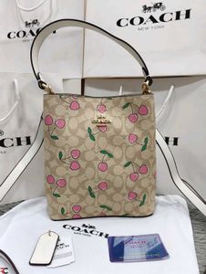 COACH* *MOLLIE BUCKET CANVAS BAG* WIDOUT BOX
